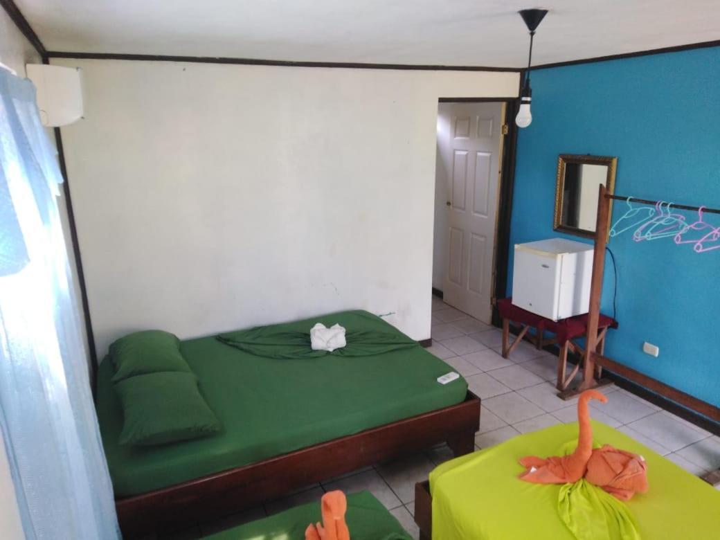 Cabinas Miss Miriam 2 Tortuguero Luaran gambar